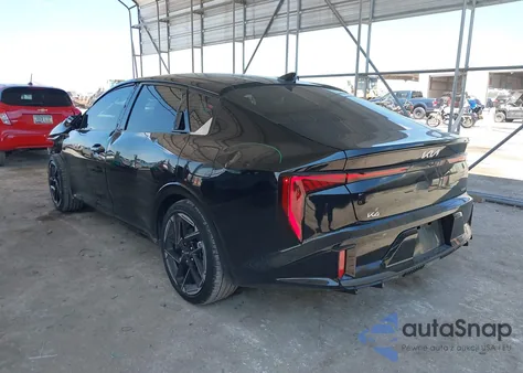 2025 Kia K4 Gt-Line z USA, uszkodzony, nr VIN 3KPFW4DEXSE065857